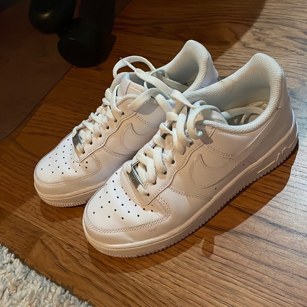 Womens Air Force 1’s